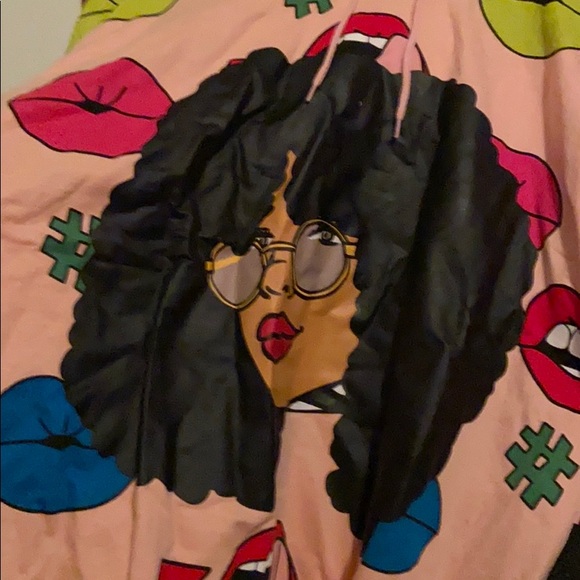 Hoodie and pants set. - Picture 2 of 7